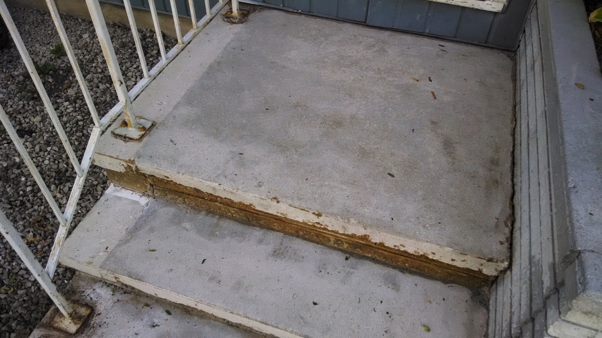 Stoop Resurfacing After